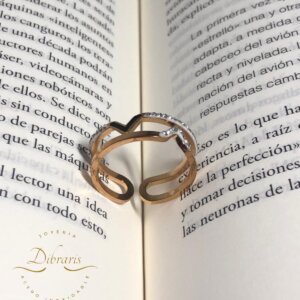 Anillo en v con piedras acero inoxidable